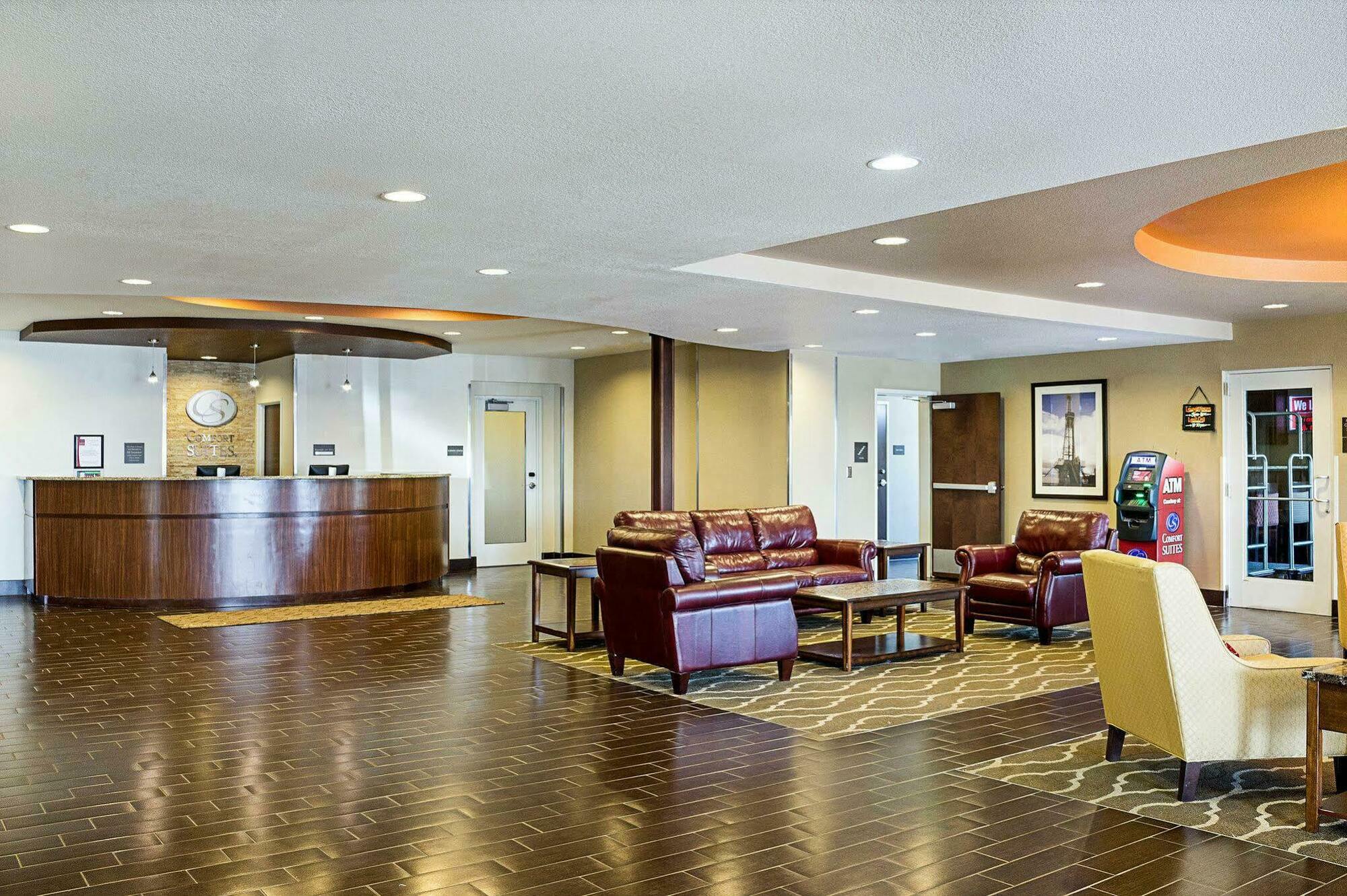 מינוט Comfort Suites מראה חיצוני תמונה